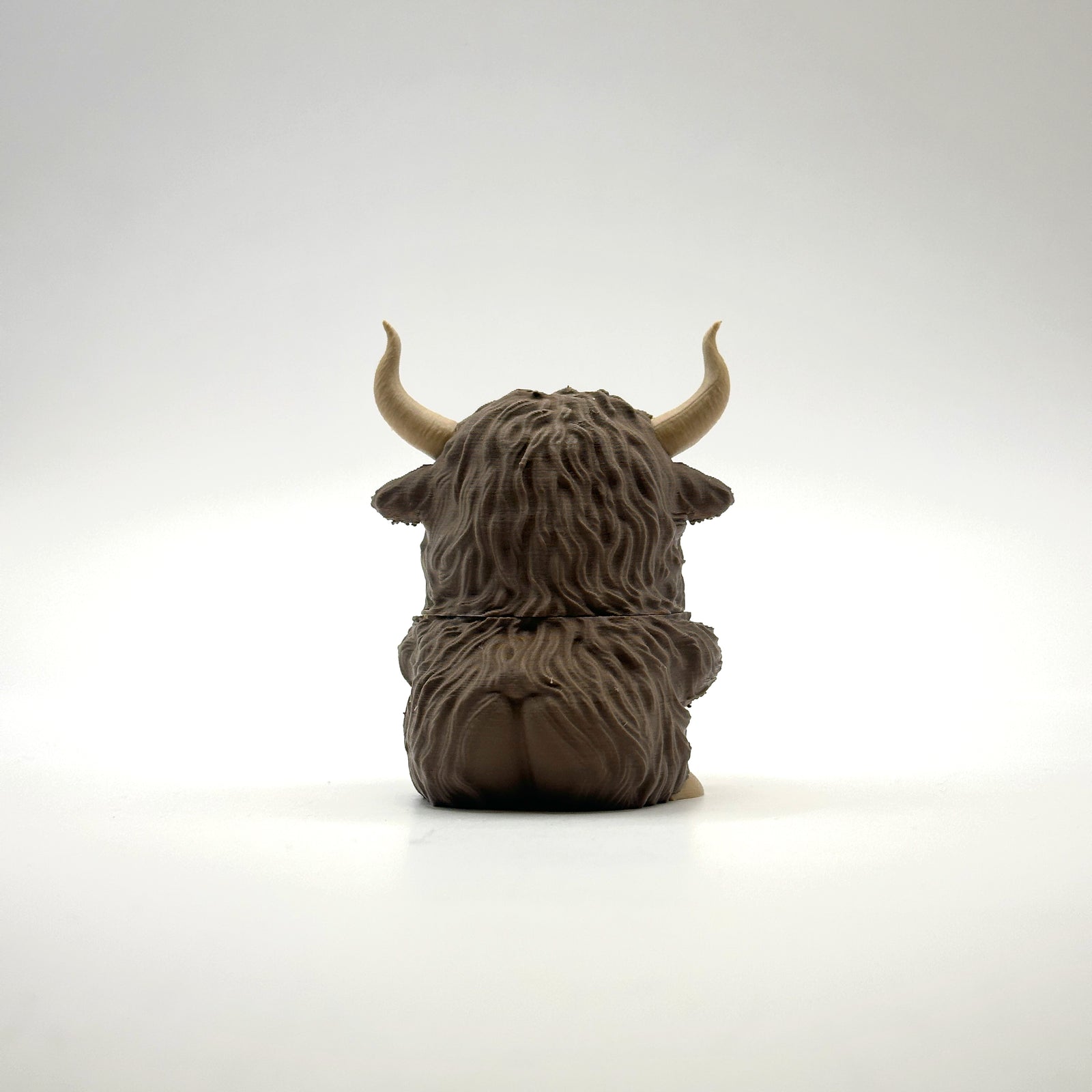 Udderly Done Highland Cow 3D printed desk buddy, back view